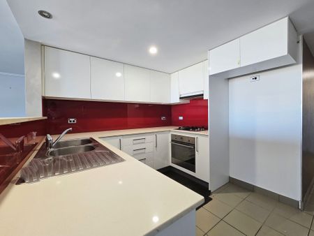 35/4 West Terrace, Bankstown - Photo 4