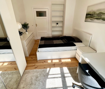 Bezug zum 01.04. - WG-Zimmer in kernsanierter Wohnung mit Balkon - Foto 2