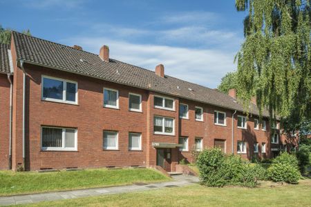 Wir renovieren für Sie eine TOP 3-Zimmer-Wohnung mit neuem Bad und Balkon! - Photo 2