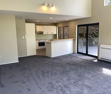 Easy Living on the Hill - 4 Bedrooms in Cashmere - Photo 5