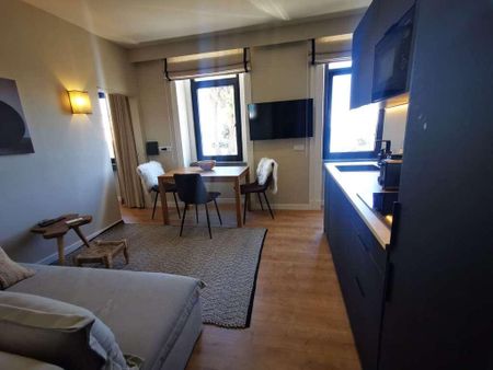 2 Bedroom Apartment, Estoril, Cascais - Photo 4