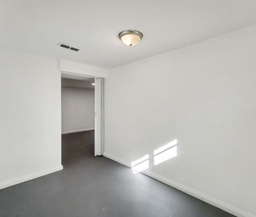 For Lease - 967 Merivale Road, Carlington - Central Park, Ontario - Photo 3