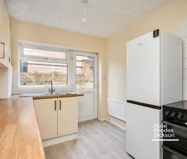 2 bedroom terraced house to rent - Photo 5