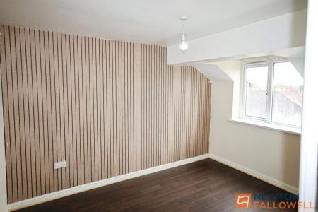 High Street, Bloxwich, WS3 - Photo 2