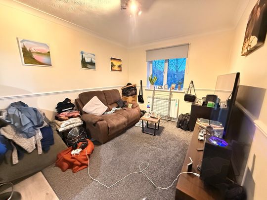 Markwell Wood, Harlow - Photo 1