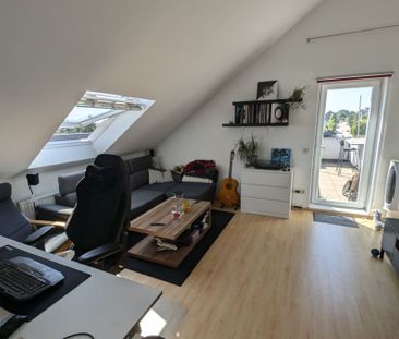 Helle, geräumige 2-Zimmerwohnung mit großzügigem Balkon! - Foto 3