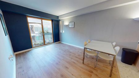 2 bedroom flat to rent - Photo 2