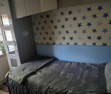 1 bedroom in a house share to rent - Photo 2 | Rentumo