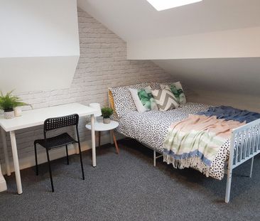 Saxony Road, Liverpool. - Photo 3