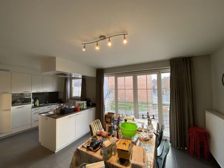 Mooi en praktisch appartement met terras - Photo 5