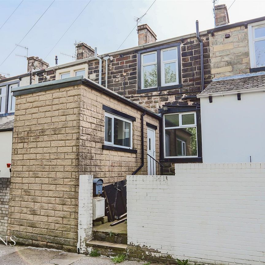 King Street Terrace, Brierfield - Photo 1