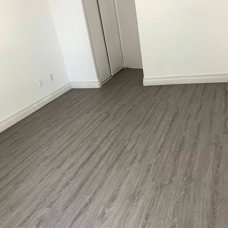 For Lease - 1 Massey Square Unit# 204, Toronto, Ontario - Photo 1