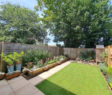 3 bedroom terraced house to rent - Photo 4