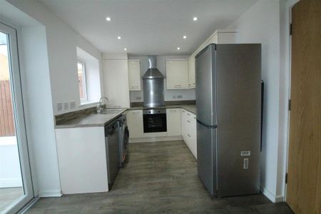 3 bedroom townhouse to rent - Photo 5