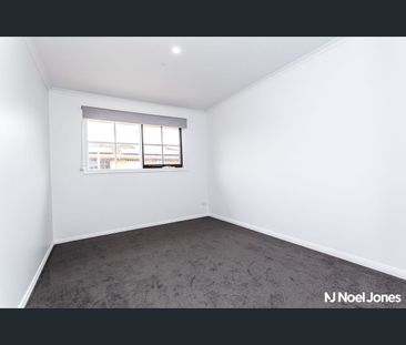 3/60-62 South Parade, Blackburn, Vic 3130 - Photo 2