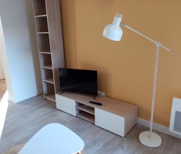Location Appartement 2 pièces 44m² - Photo 2