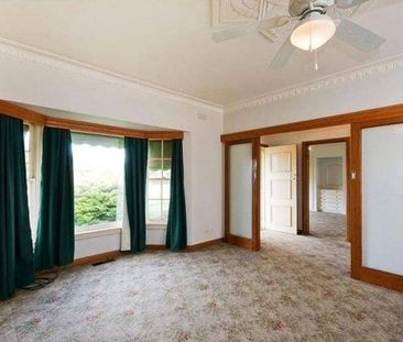 23 Wattle Avenue, Werribee - Charming Family Home in a Convenient W... - Photo 4