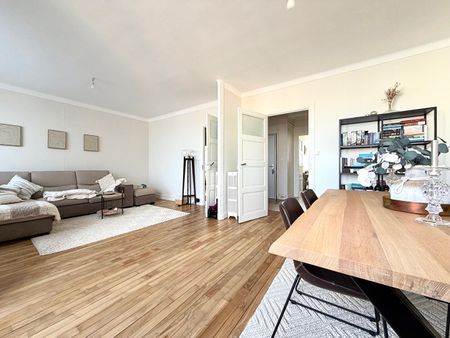 Location Appartement 4 pièces 119m² BREST 29200 - Photo 3