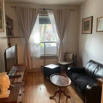 Fully Furnished Little Italy 1st Floor 1 Bedroom apartment - Photo 1