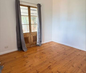 Space, access, and comfort! - Photo 6