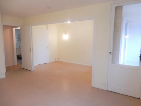 Location Appartement 3 pièces 66m² AIX LES BAINS 73100 - Photo 3