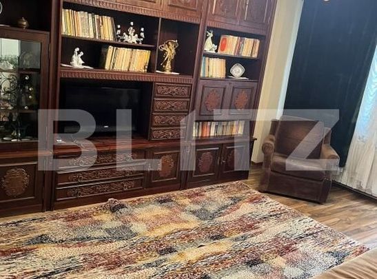 Apartament 2 camere, decomandat, 50 mp, zona 1 Mai - Fotografie 1