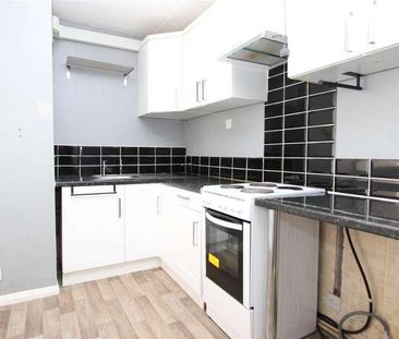 Park Road, Eccleshill, Bradford, BD10 - Photo 4