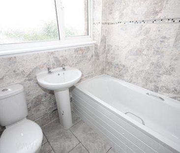 1 bedroom in a house share to rent - Photo 6