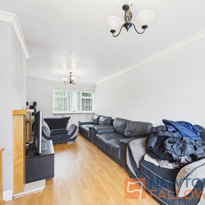 Rhys Thomas Close, Willenhall, WV12 - Photo 1