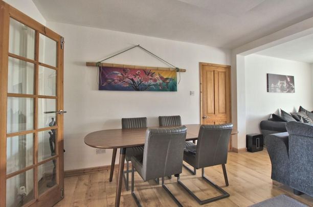 3 bedroom semi-detached house to rent - Photo 1