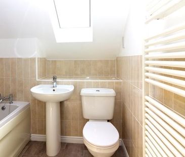 2 bedroom penthouse to rent - Photo 6