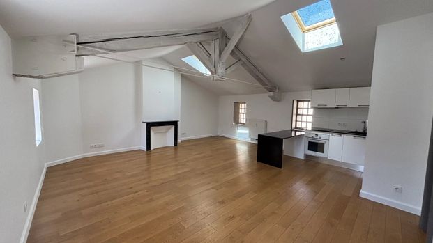Location Appartement 3 pièces 72m² NARBONNE 11100 - Photo 1
