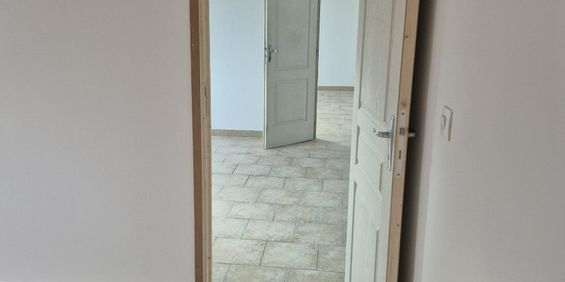 Location Appartement 2 pièces 53m² LENS 62300 - Photo 3