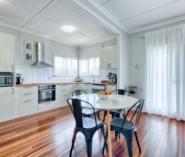 Charming Post War Home on Large Corner Block - Photo 5