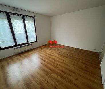 Location Appartement 1 pièce 24m² - Photo 3