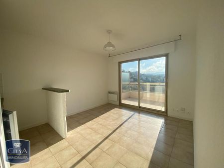 Location Appartement 1 pièce 20m² NICE 06100 - Photo 2