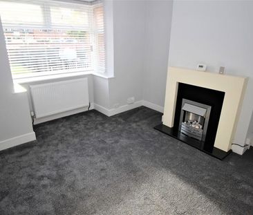 2 bedroom semi-detached house to rent - Photo 6