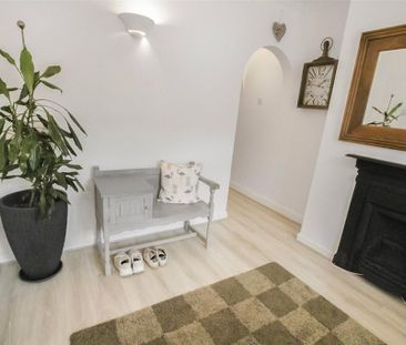 2 bedroom terraced house to rent - Photo 6