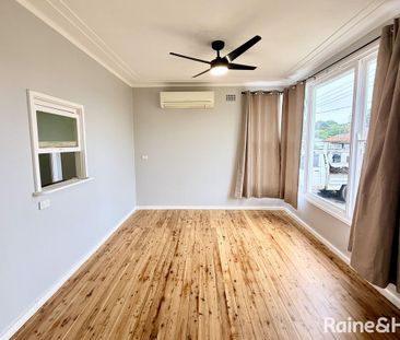 Fully Renovated Family Home - Photo 3