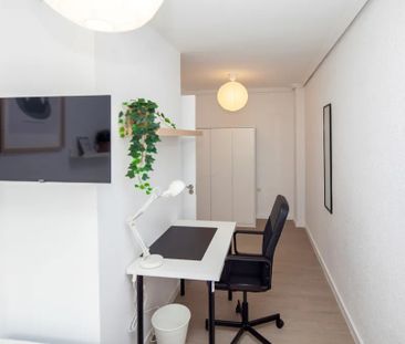 Carrer del Doctor Manuel Candela, Valencia, Valencian Community 46021 - Photo 3