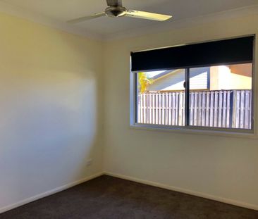 Ideal Family Home - Photo 6