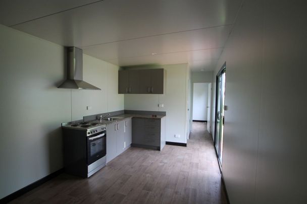 One Bedroom, Perfect for Singles. - Photo 1