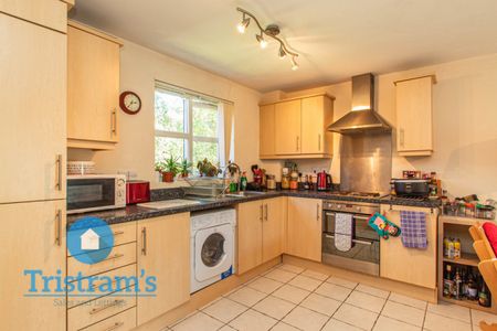 References Pending - 1 bed Detached House - Photo 5