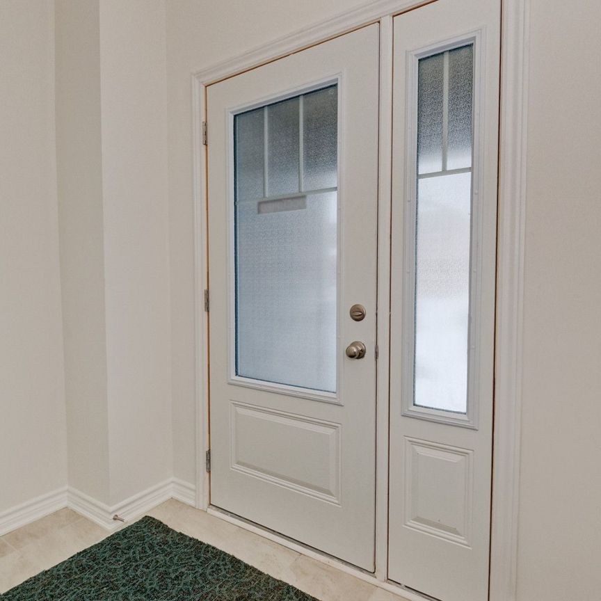 For Lease - 121 SAPPHIRE Way, Thorold, Ontario - Photo 1