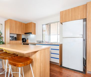 8 View Street, Woody Point QLD 4019 - House For Rent | Domain - Photo 5