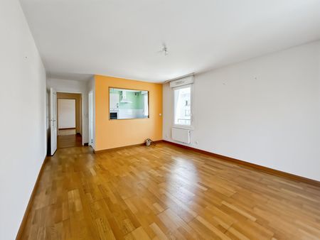 Location Appartement 3 pièces 69m² - Photo 2