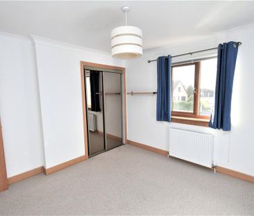 3 bedroom detached house to rent - Photo 5