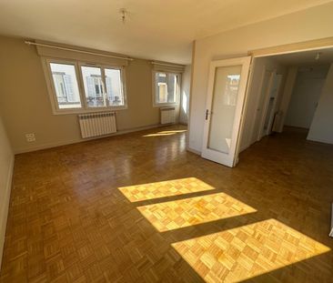 Location Appartement 3 pièces 71m² CLERMONT FERRAND 63000 - Photo 2