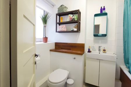 1 Bed Flat, Chisenhale Road, E3 - Photo 2