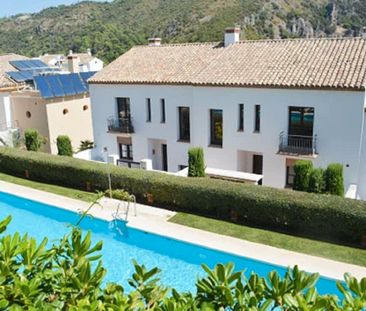 Casa adosada de alquiler en Avenida de Andalucia, 71, Benahavís pueblo - Photo 6